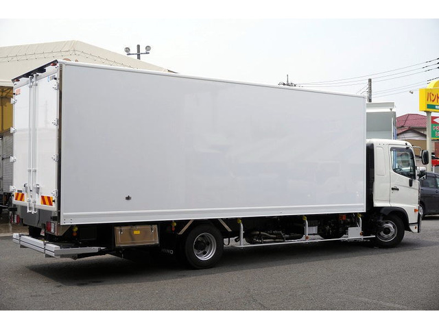 �o���E�g���b�N���A���݌�200��ȏ�!!���Ђ�HP�����񂲗����������Bhttp://www.vantruck.co.jp/index.htm