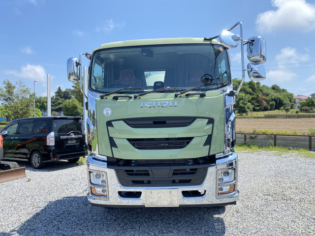 ギガミキサー車