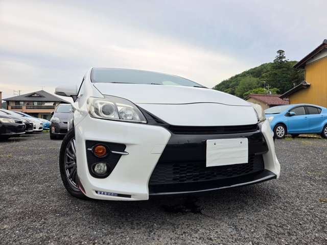 プリウス1.8 S ツーリングセレクション G's