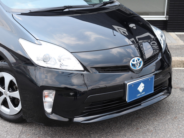 プリウス1.8 L