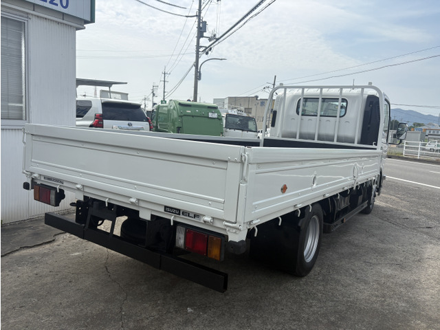 エルフ