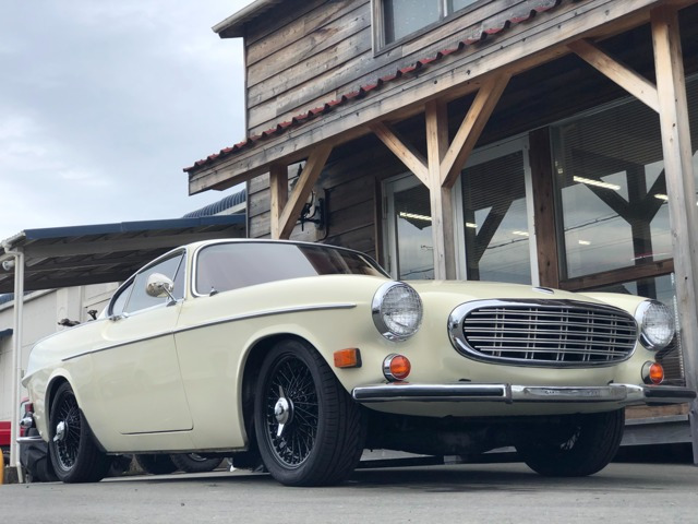 P1800
