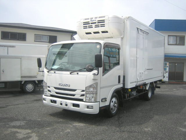 エルフ