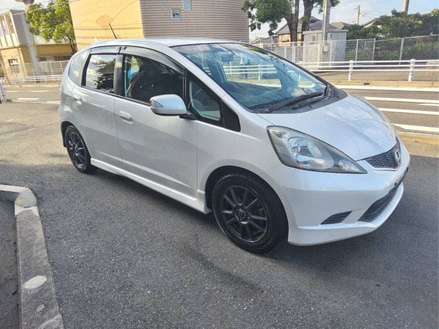 フィット1.5 RS
