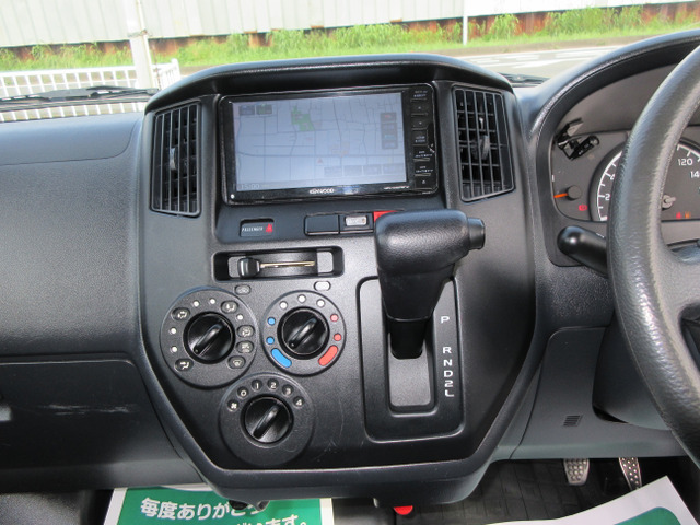 �������E�C���p�l���ł���