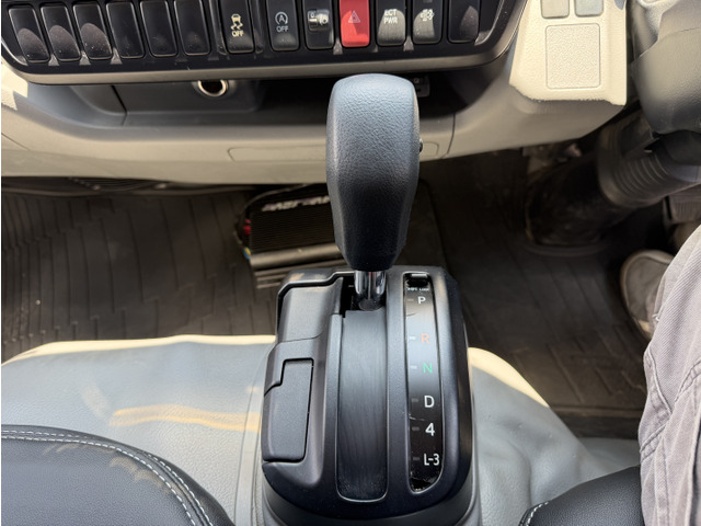 AT車