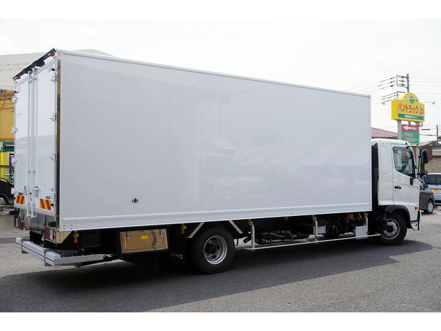 �o���E�g���b�N���A���݌�200��ȏ�!!���Ђ�HP�����񂲗����������Bhttp://www.vantruck.co.jp/index.htm