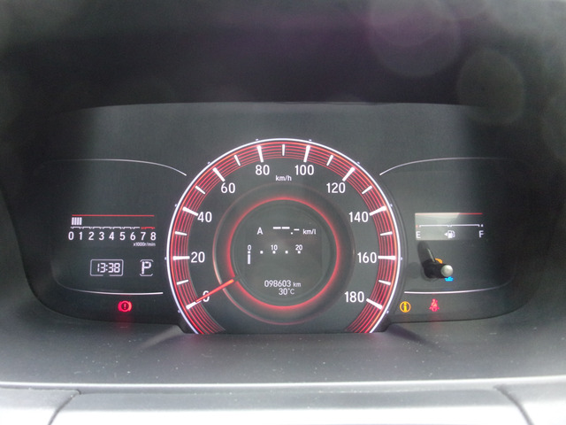 �C���t�H���[�V�����f�B�X�v���C�t�����[�^�[�p�l���B