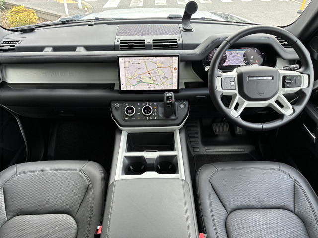 ディフェンダー110 X ダイナミック HSE 3.0L D350 ディーゼル 4WD