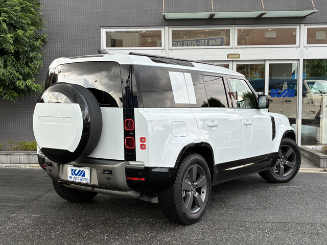 ディフェンダー110 X ダイナミック HSE 3.0L D350 ディーゼル 4WD