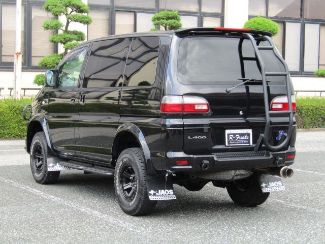 デリカスぺースギア3.0 シャモニー エアロルーフ 4WD