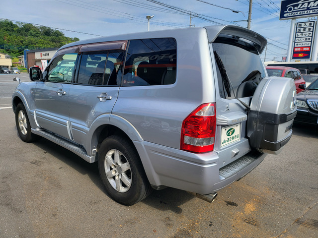 パジェロ3.0 アクティブフィールドエディション 4WD