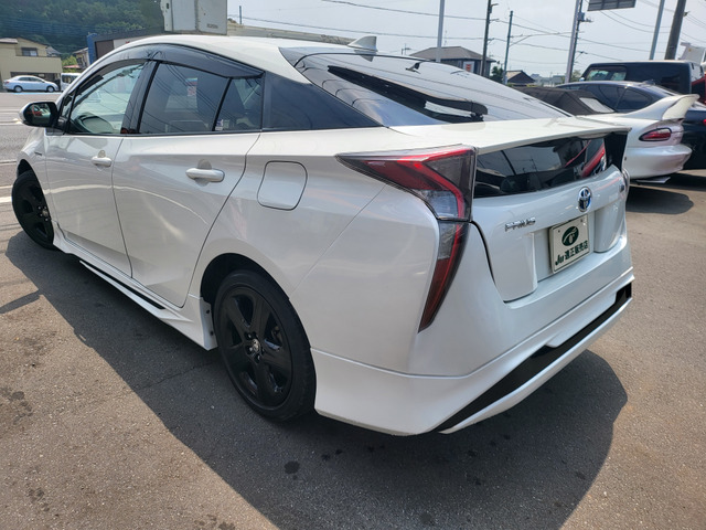 プリウス1.8 S ツーリングセレクション