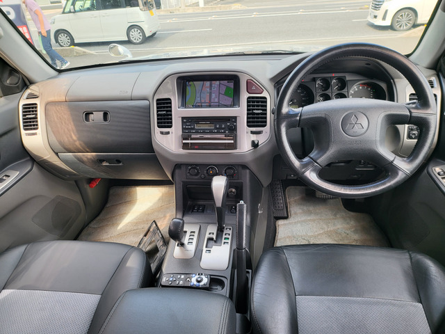 パジェロ3.0 アクティブフィールドエディション 4WD