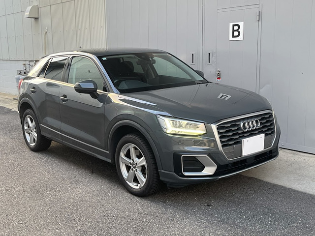 Q21.0 TFSI スポーツ