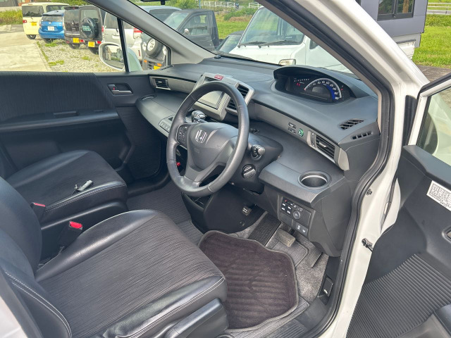 フリード1.5 G エアロ 4WD