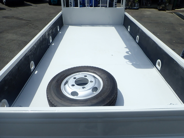 �ב�̏��́A���ЂœS�ɒ���ւ��܂����B���A�I���̓��͌������A�t���b�g�o�[�ŕ⋭���Ă��܂��B