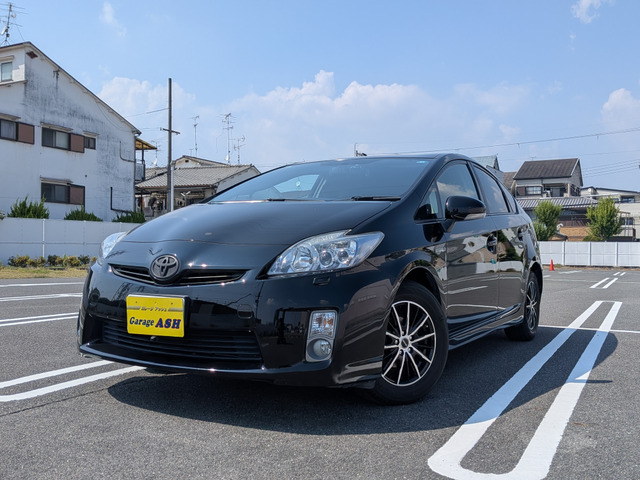 プリウス1.8 S LEDエディション