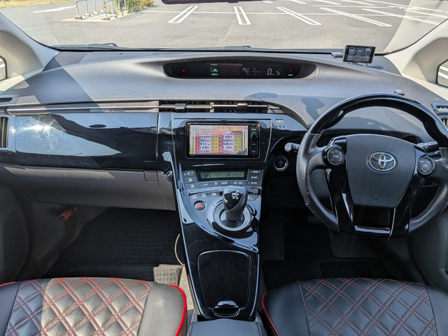 プリウス1.8 S LEDエディション