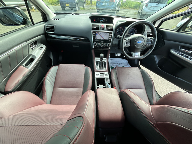 レヴォーグ2.0 STI スポーツ アイサイト 4WD