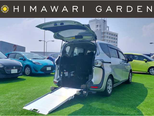 シエンタ1.5 X ウェルキャブ 車いす仕様車 タイプI 助手席側セカンドシート付
