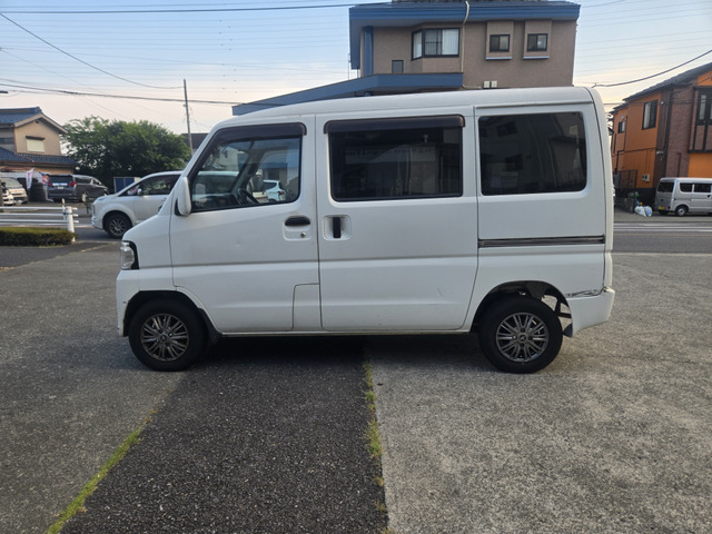 両側電動スライドドアです。(支払総額17.8万円・圏内に限り・タイミングベルト交換済み)