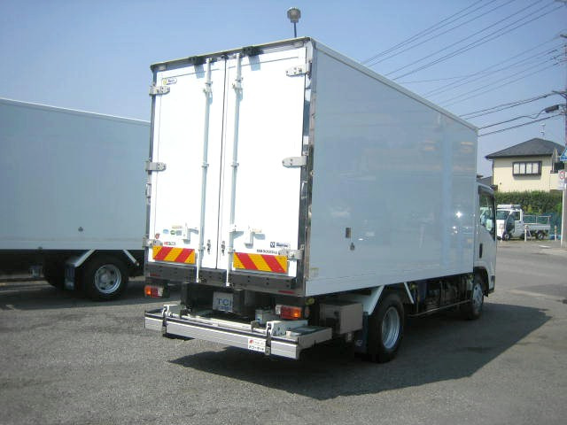 エルフ