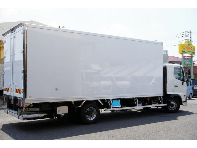 �o���E�g���b�N���A���݌�200��ȏ�!!���Ђ�HP�����񂲗����������Bhttp://www.vantruck.co.jp/index.htm