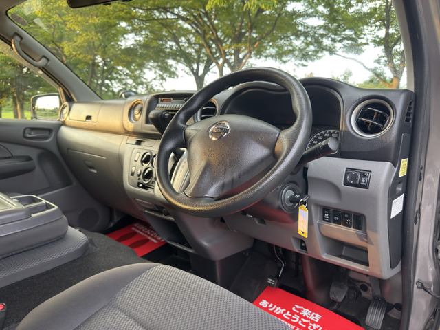格安中古車専門店として15年営業しております。