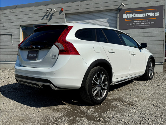 V60クロスカントリーT5 AWD SE 4WD