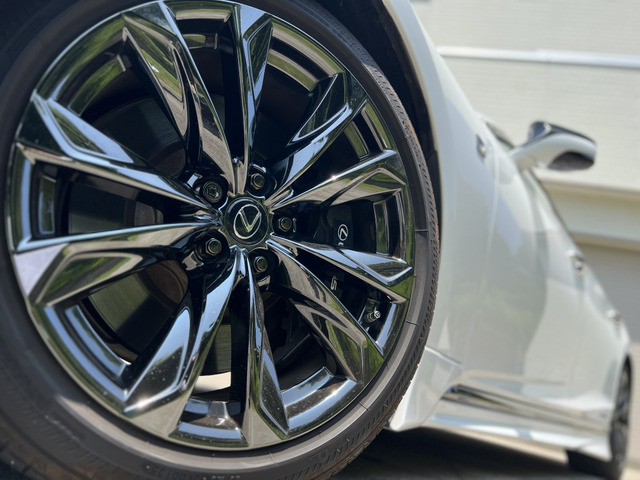 ���Ԃ͂������A�o�C�N���D���Ȑ����m���ݐЂ��Ă���܂��̂ŁA�o�C�N�̎Ԍ���J�X�^���Ȃǂ����C�y�ɂ��₢���킹��������!