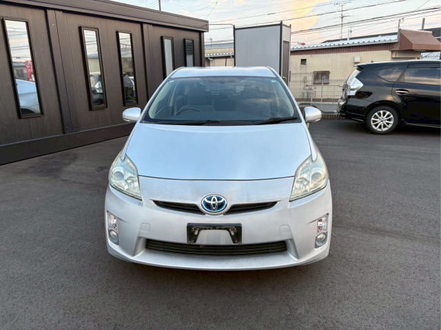 プリウス1.8 S
