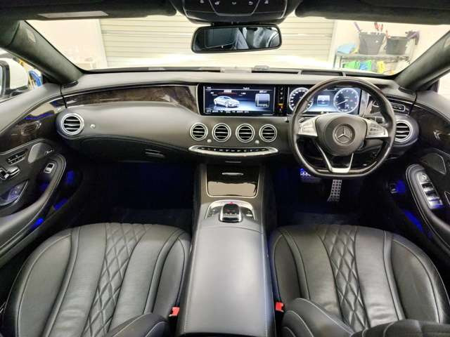 SクラスクーペS550 AMGライン