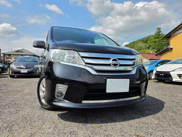 セレナ2.0 ハイウェイスター S-HYBRID