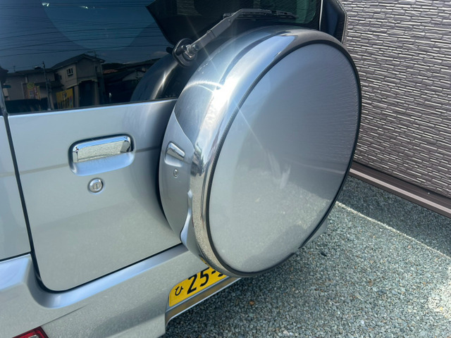 ��͂�SUV!!�w�ʃ^�C���E�E���ꂪ���邾���ł��SUV(^^��