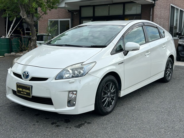 プリウス1.8 S LEDエディション