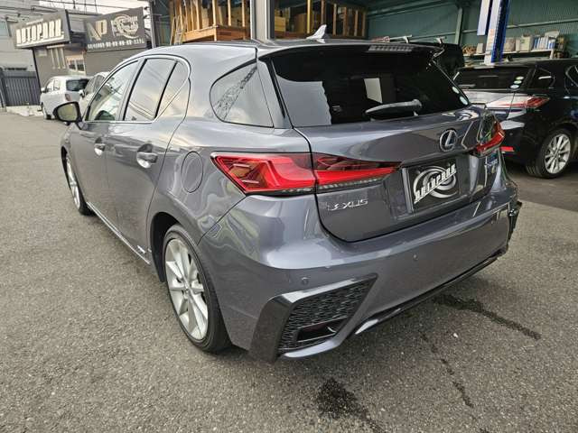 CT200h バージョン L