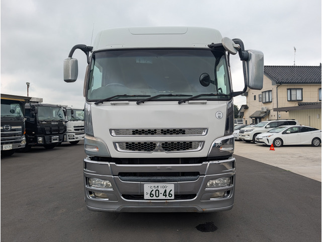 スーパーグレートトレーラーヘッド