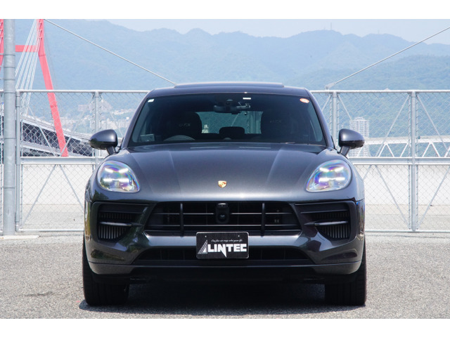 マカンGTS 4WD