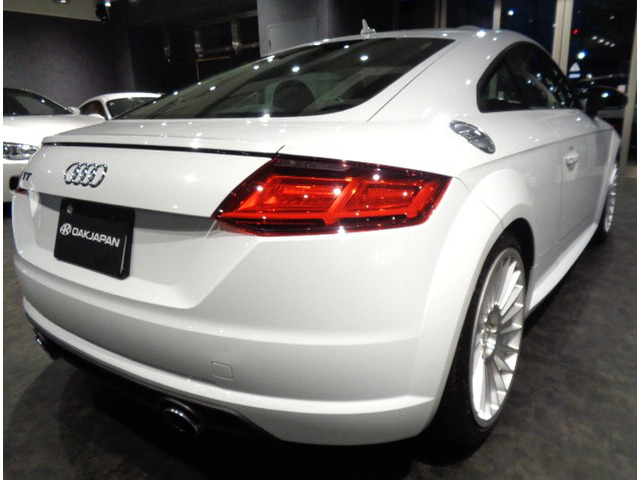 TTクーペ2.0 TFSI