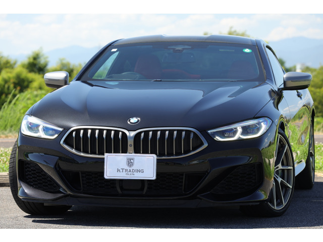 8シリーズM850i xドライブ 4WD