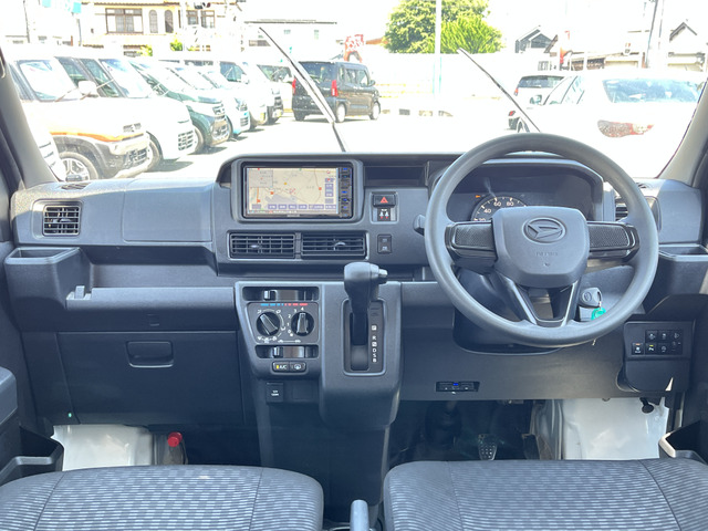 ハイゼットカーゴデラックス 4WD