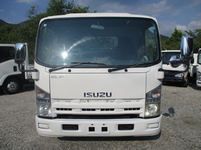エルフ