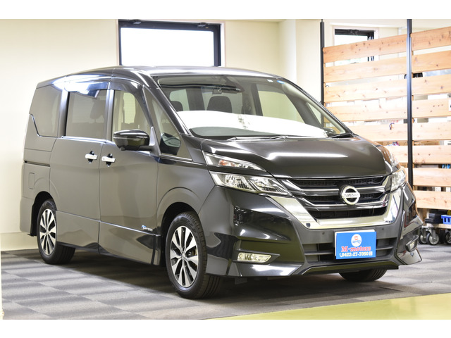 はじめてお車をご購入される方もご安心ください。必要書類等のご案内などもしっかりとさせて頂きます。心配事などないようにお車探しのサポートをさせて頂きますのでご安心ください。