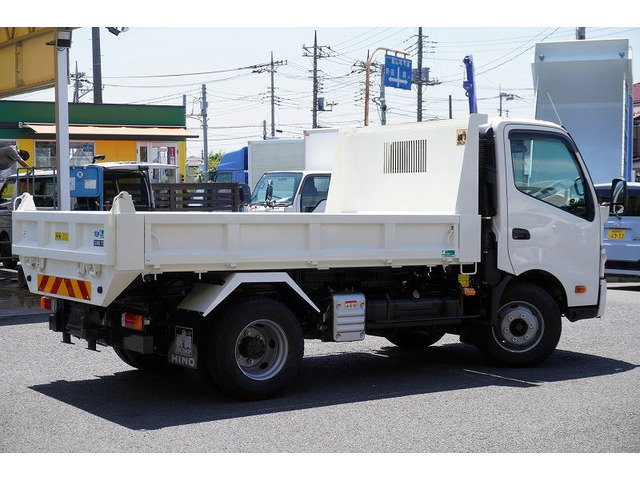 �o���E�g���b�N���A���݌�200��ȏ�!!���Ђ�HP�����񂲗����������Bhttp://www.vantruck.co.jp/index.htm