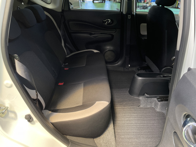 ★自社整備工場完備★納車後のアフターフォローも敏速・丁寧に対応させていただきます。土日祝も対応可です。