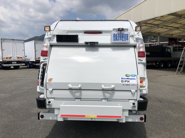 キャンターパッカー車