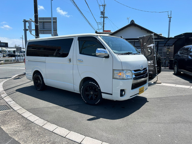 ハイエースバン