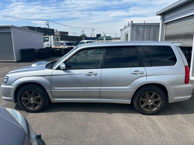 フォレスター2.0 クロススポーツ 4WD