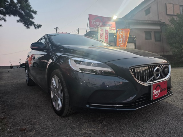 V40T3 インスクリプション